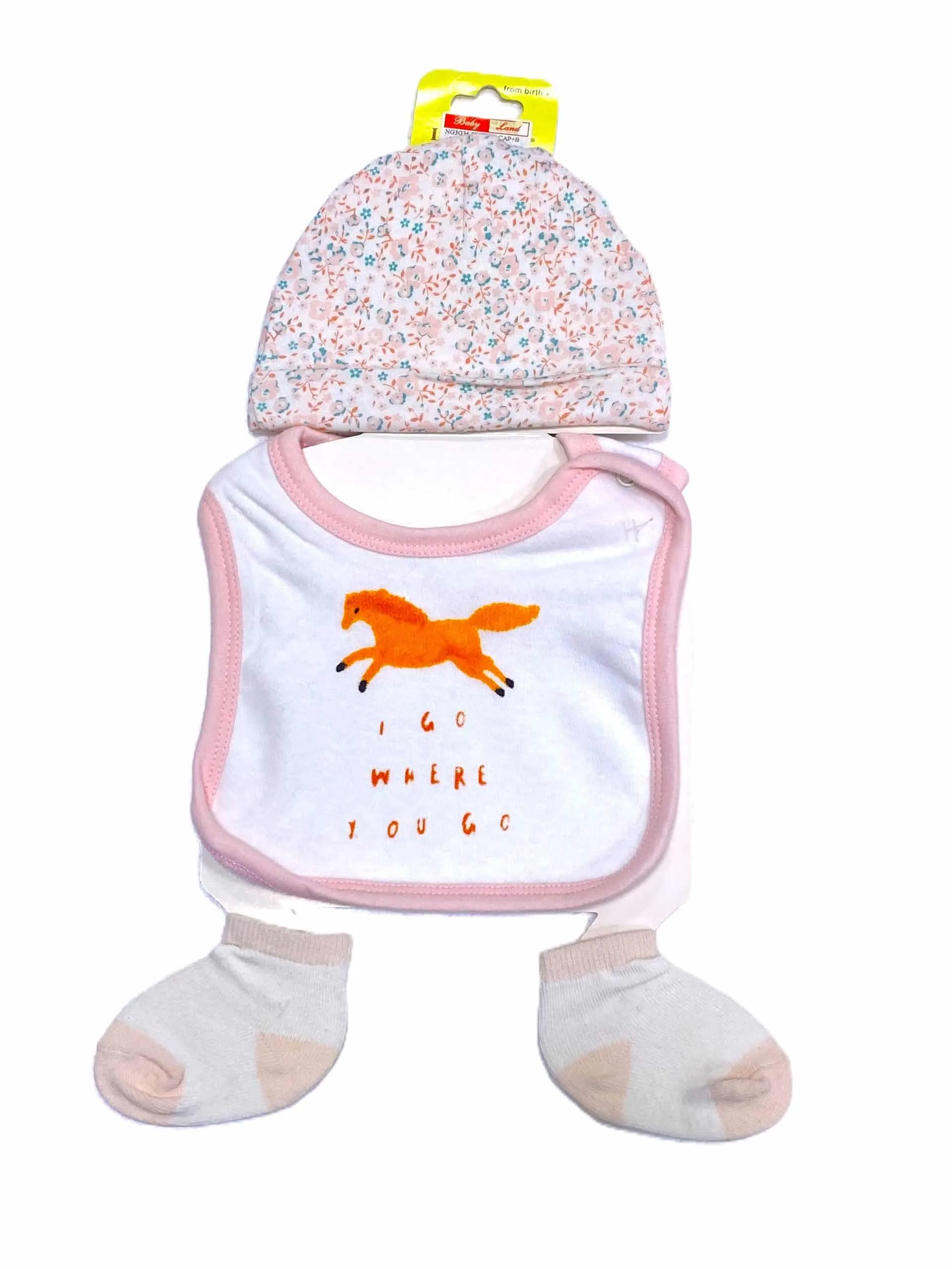 Newborn Baby 3 Pcs Gift Set (Bib, Anti-Scratch Mittens & Socks 0-6 Months)